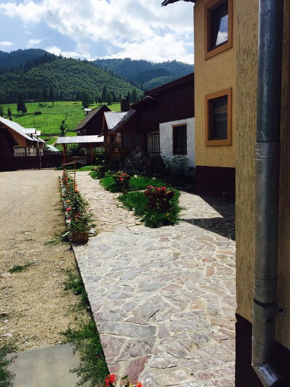 Casa Irinuca Otel Sadova  Dış mekan fotoğraf